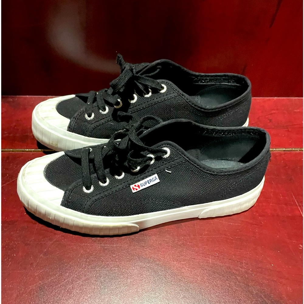 Superga sneak